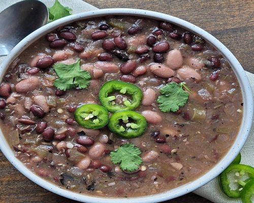 Vegan, Gluten-Free and Oil-Free Charred Salsa Verde Chili