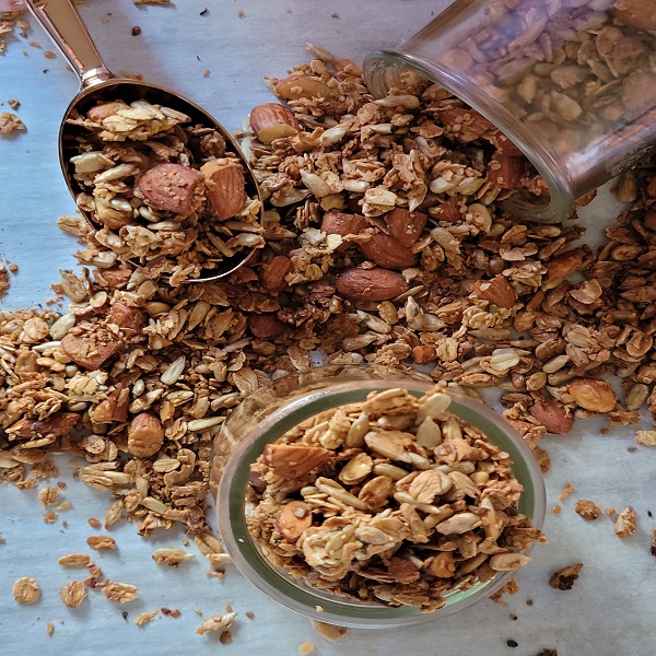 Homemade Salty Oil-Free Almond Flavored Granola