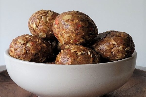 Vegan Peanut Butter and Strawberry Energy Bites